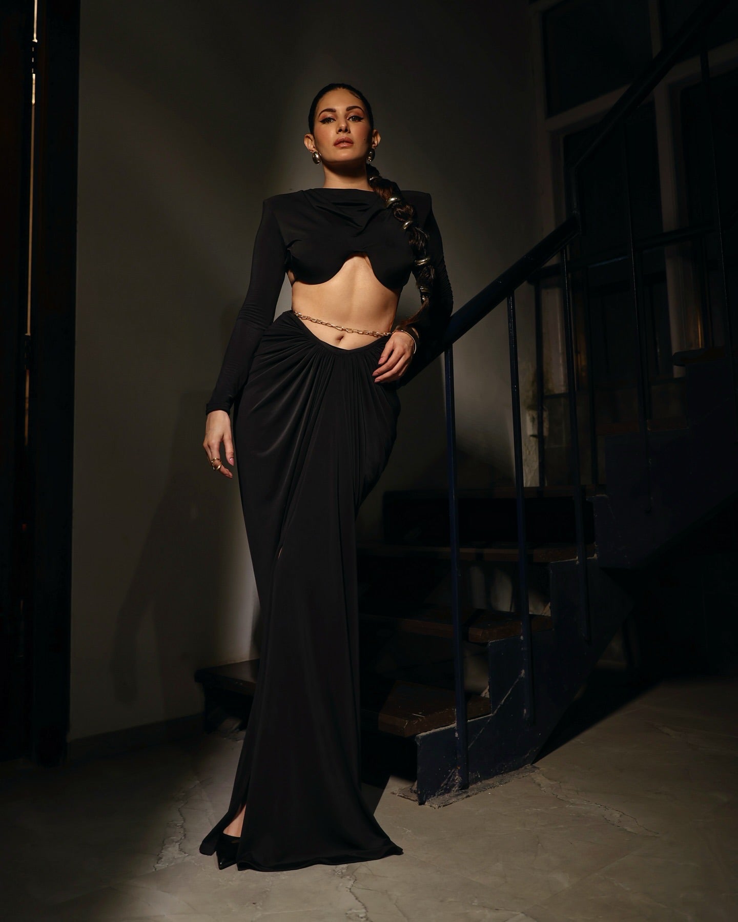 Amyra Dastur Nefertiti Black